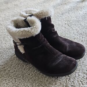 St. John's Bay Dark Brown Ankle Boots with Cream Lining